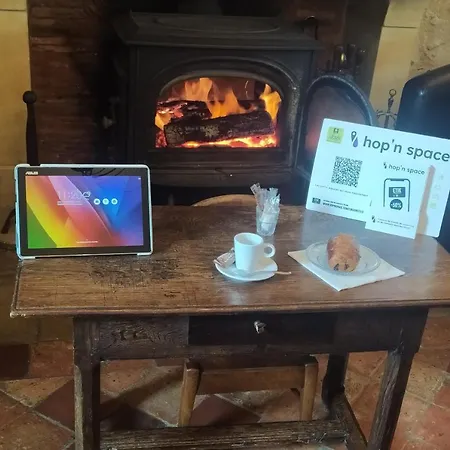 Logis Le Centre Poitou 3*