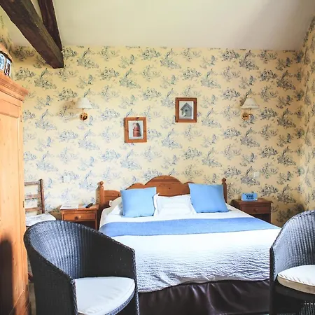 Logis Le Centre Poitou 酒店 3*