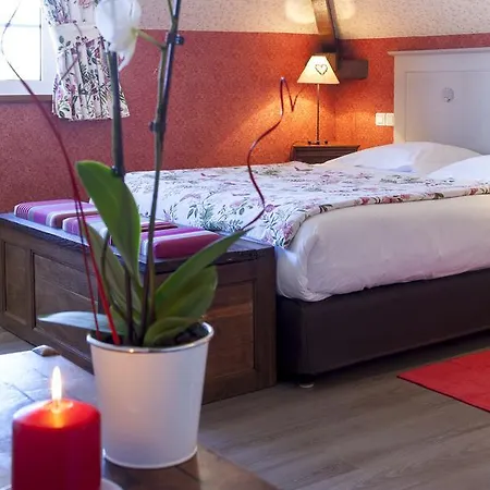 Logis Le Centre Poitou 酒店 3*