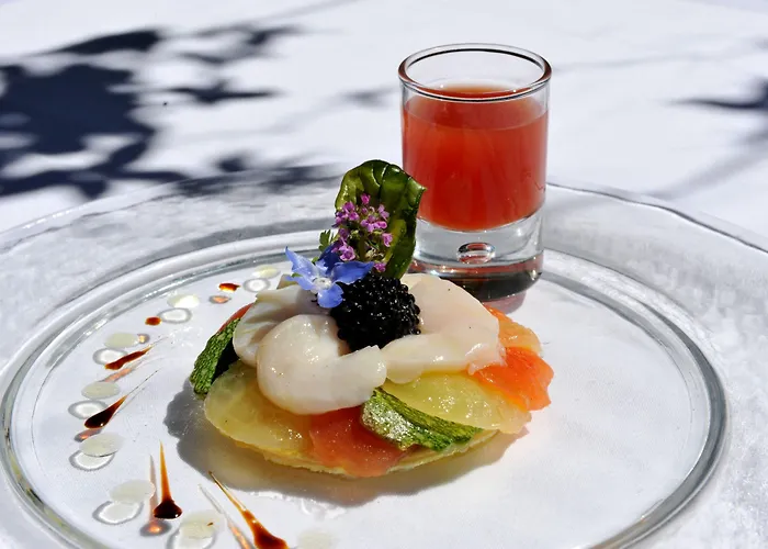 Hotel Logis Le Centre Poitou