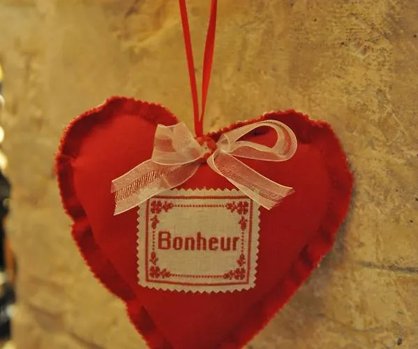 Logis Le Centre Poitou 3*